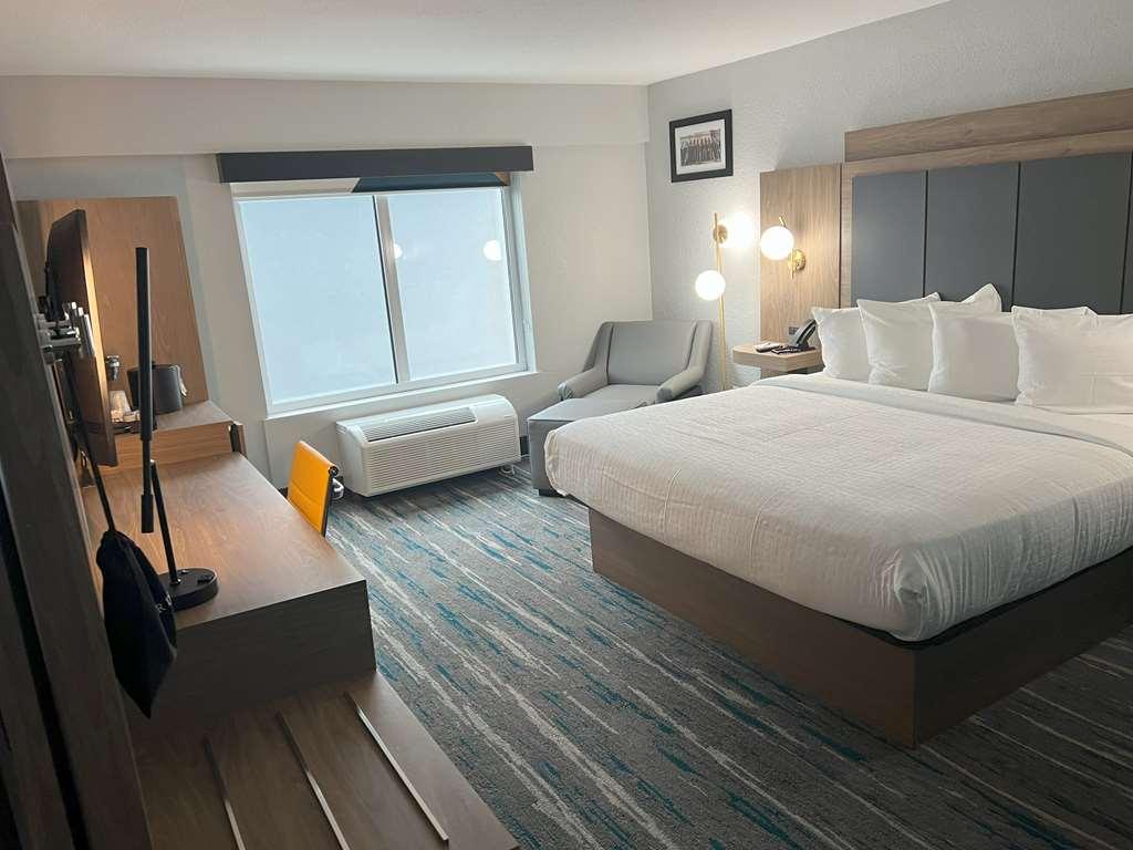 Best Western Plus Mobile Inn And Suites Værelse billede